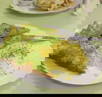 Biscuit Cafe - Springwood - Pubs Adelaide