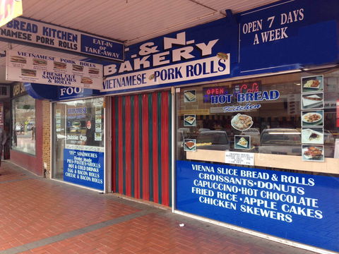 T&N Bakery - Pubs Adelaide 0