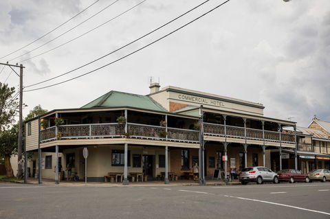 Commercial Hotel Morpeth - Pubs Adelaide 0