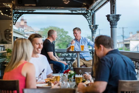 Commercial Hotel Morpeth - Pubs Adelaide 1