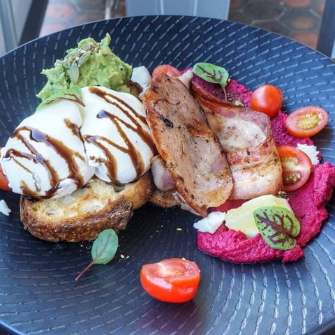 6 Points Cafe - Pubs Adelaide 0
