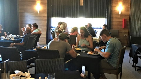 MediumRare Chargrill And Bar - Pubs Adelaide 0