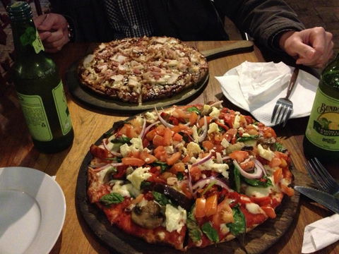 Morpeth Woodfire Pizza And Indian Delicacies - Pubs Adelaide 1