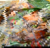 Vietnamese Hot Food - Pubs Adelaide