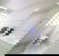 Ipsos - Pubs Adelaide