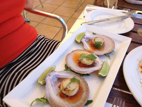 Sirocco Noosa - Pubs Adelaide 0