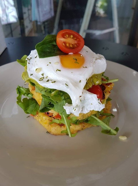 Dock N Dine - Pubs Adelaide 0