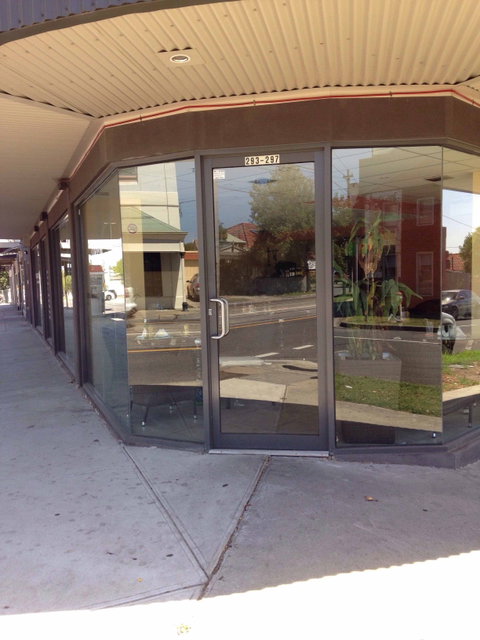 Hide Out Shisha Lounge - Pubs Adelaide 0