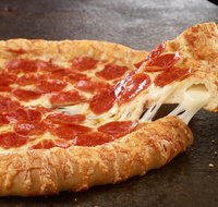 Pizza Hut - Wynnum - Pubs Adelaide
