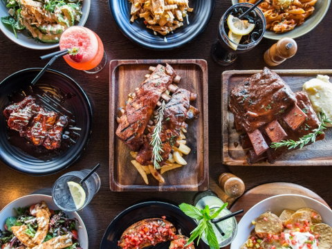Volcanos Steakhouse And Ribs - Pubs Adelaide 0