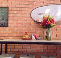Caf  Crossways - Pubs Adelaide