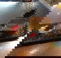 Peninsula Hotel - Pubs Adelaide