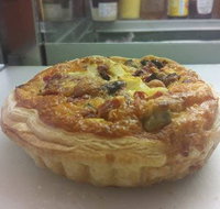 Croissant Bakery - Pubs Adelaide