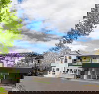 The Glasshouse and Bergin Lounge at Clouds Montville - Pubs Adelaide