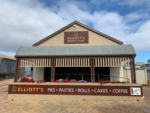Elliott's Bakery & Cafe - Pubs Adelaide 0