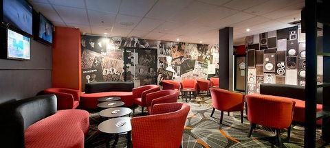 Palmwoods Hotel - Pubs Adelaide 3