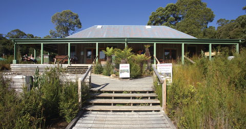Tannin Restaurant At The Tarkine Tavern - Pubs Adelaide 1