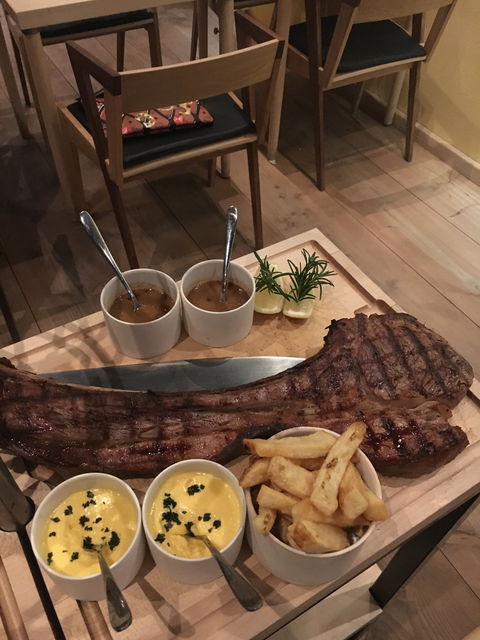 A Hereford Beefstouw - Pubs Adelaide 2