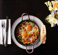 Kosmopolitan - Pubs Adelaide