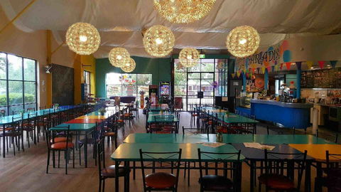 W Churchill - Pubs Adelaide 0