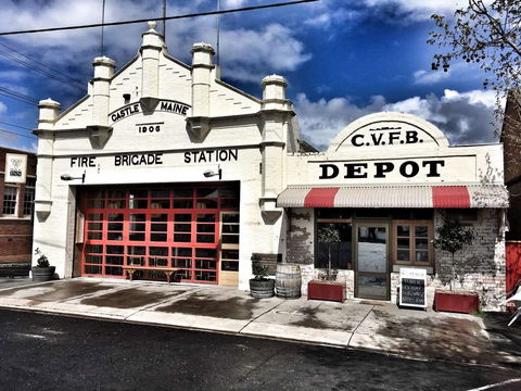 Vela - Pubs Adelaide 0