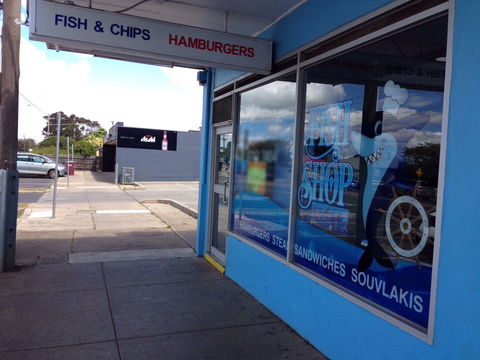 T.J's Blue Sea Fish Shop - Pubs Adelaide 0