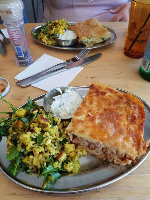 HAM - Harry & Mario - Pubs Adelaide 0