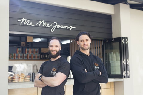 Me Me Joans - Pubs Adelaide 0