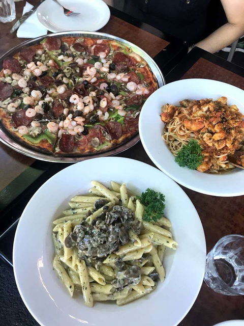 Papa Gino's - Pubs Adelaide 0