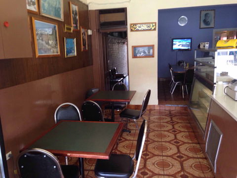 Yesil Irmak - Pubs Adelaide 0
