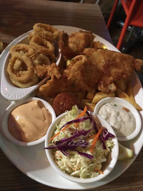 Joe's Fish Shack - Pubs Adelaide 3