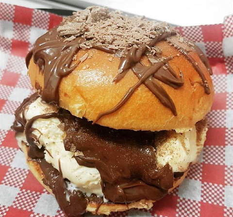 Burnett Street Burgers BSB - Pubs Adelaide 5