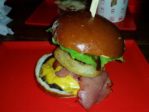 Miss Kay's Mitchelton - Pubs Adelaide 0