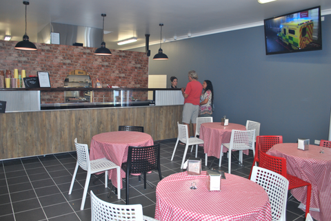 NT Pizza Co - Pubs Adelaide 0