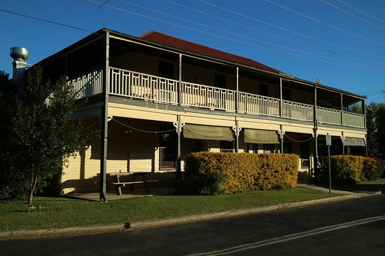 Brushgrove NSW Pubs Adelaide