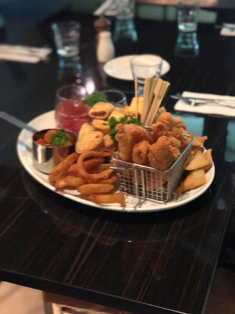 Essence Bar & Grill - Pubs Adelaide 4