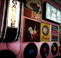 Happy Days Diner - Pubs Adelaide