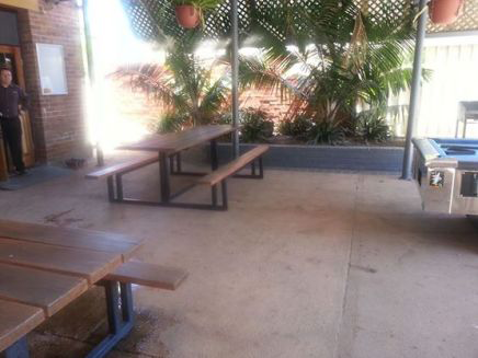 Ellalong Hotel - Pubs Adelaide 2