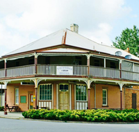 The Victoria Hotel Hinton - Pubs Adelaide