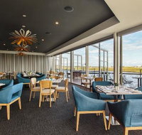 Wildflower Restaurant and Bar at Best Western Plus Lake Kawana - Pubs Adelaide