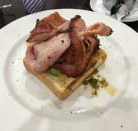 Piccolo's - Pubs Adelaide