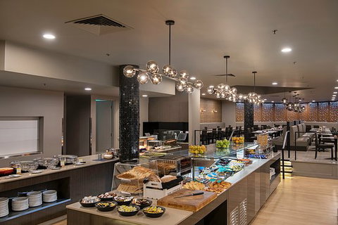Saltbush - Pubs Adelaide 0
