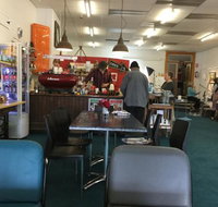 The Crowded Lounge - Pubs Adelaide