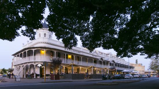 Southern Perth And Mandurah WA Pubs Adelaide