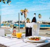 Tradewinds Bar and Restaurant - Pubs Adelaide
