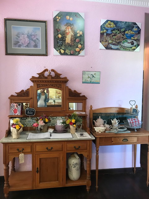 Cottage Tea Rooms - Pubs Adelaide 1