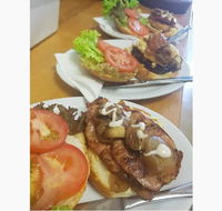 Wrens Place - Pubs Adelaide