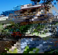 The Uraidla Hotel - Pubs Adelaide