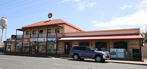 Bistro - Pubs Adelaide 0