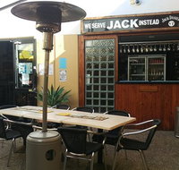 Burleigh Waters Tavern - Pubs Adelaide